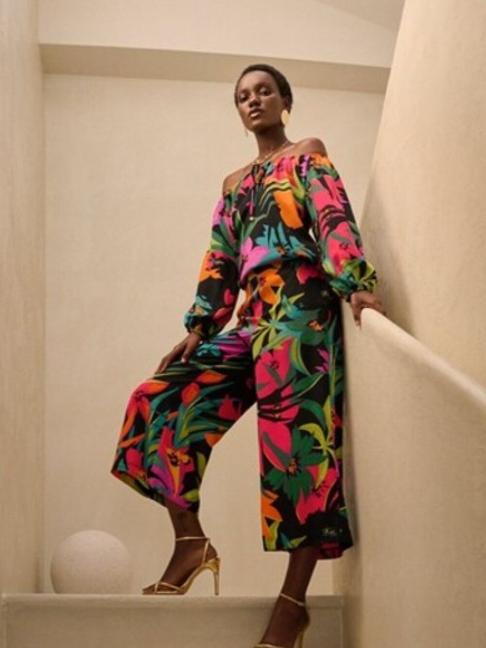 Joseph Ribkoff Tropical Off-Shoulder Blouse – Vibrant Floral – Size 10